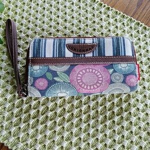 Union Bay Wristlet